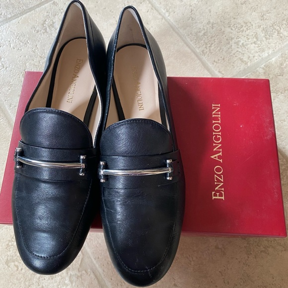 Enzo Angiolini Black Loafer - Picture 7 of 7